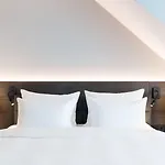 Quality 4*